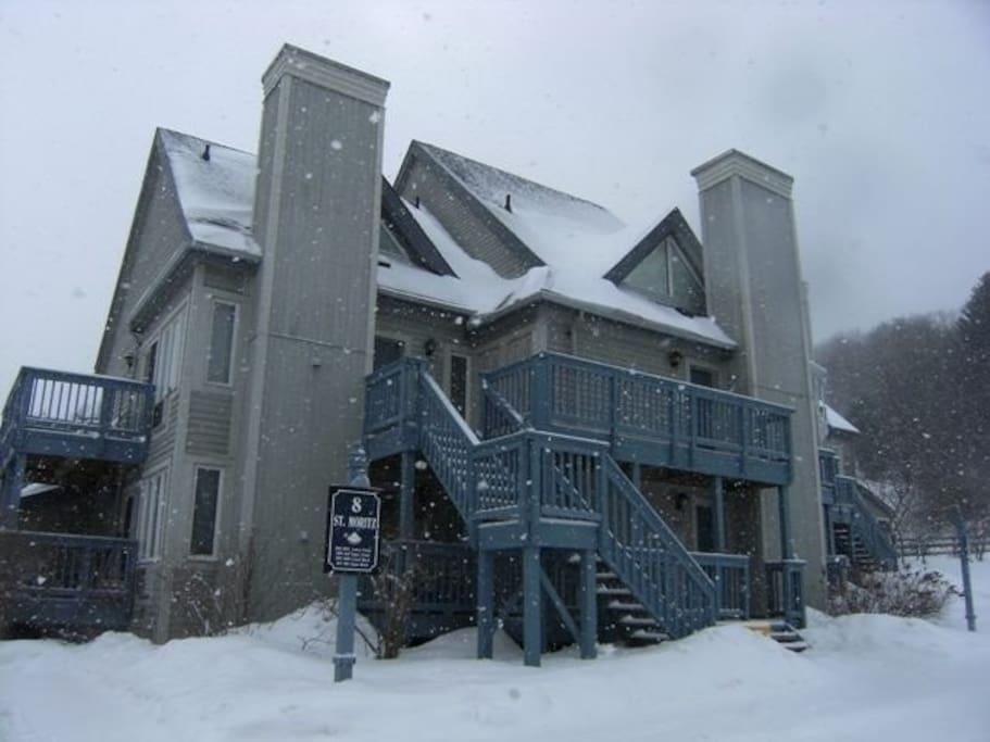 Blue Mountain Suites Блу Маунтинс Екстериор снимка