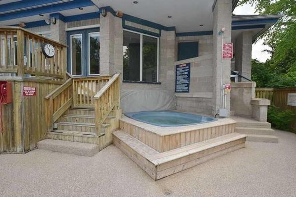 Blue Mountain Suites Блу Маунтинс Екстериор снимка